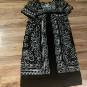 Motherhood maternity dress in a medium.